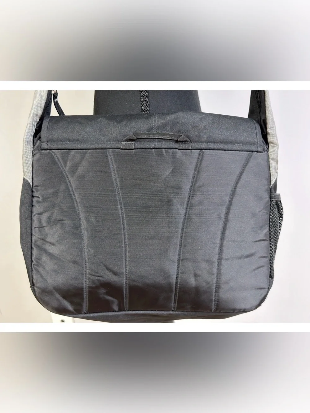 JanSport Messenger Bag Black Gray Red Logo Laptop School Travel Crossbody Case